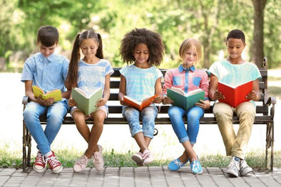 Ideas to keep your kids’ reading over the summer - Honeypiekids