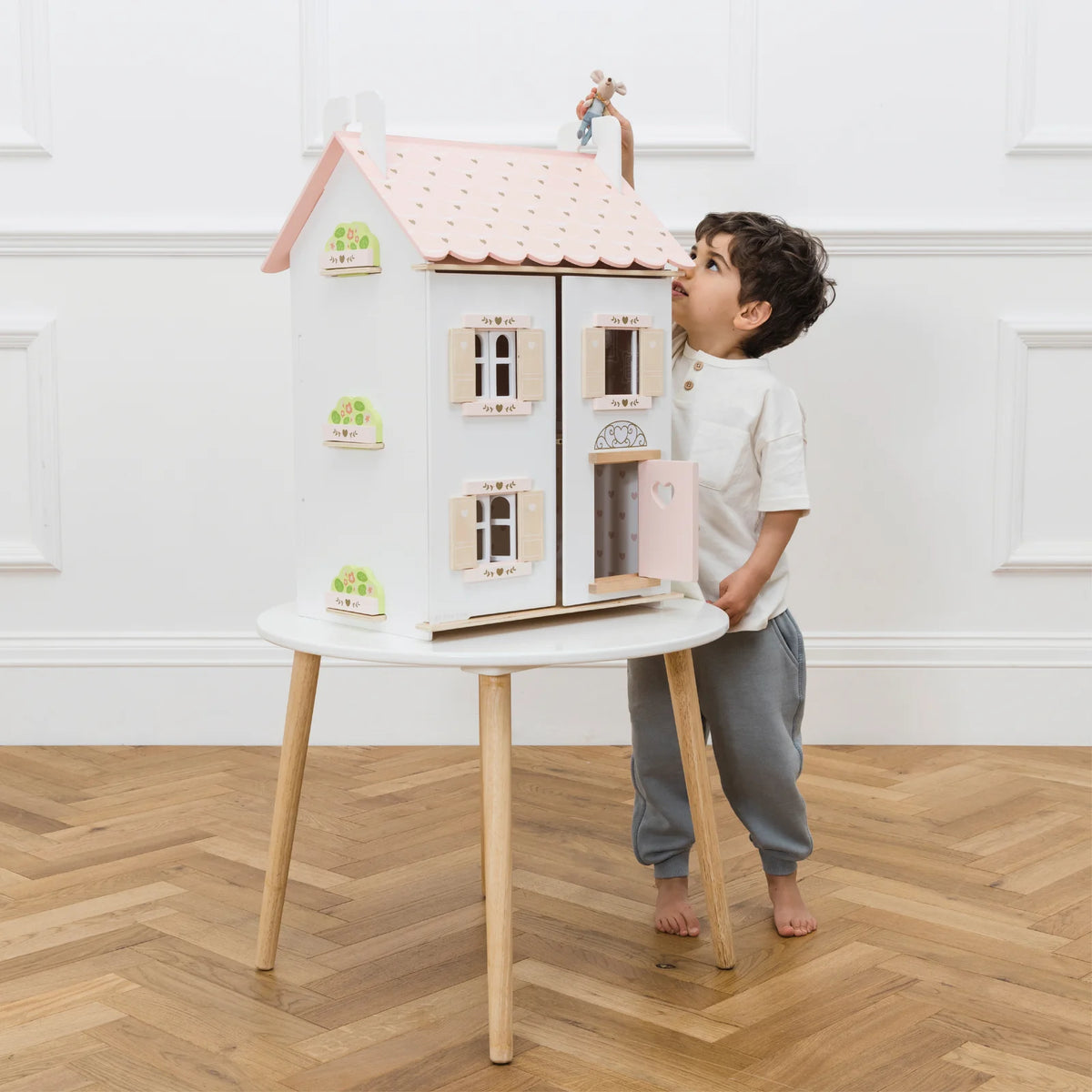 Le Toy Van Roseheart Wooden Doll House | HONEYPIEKIDS.COM | Kids Doll Houses