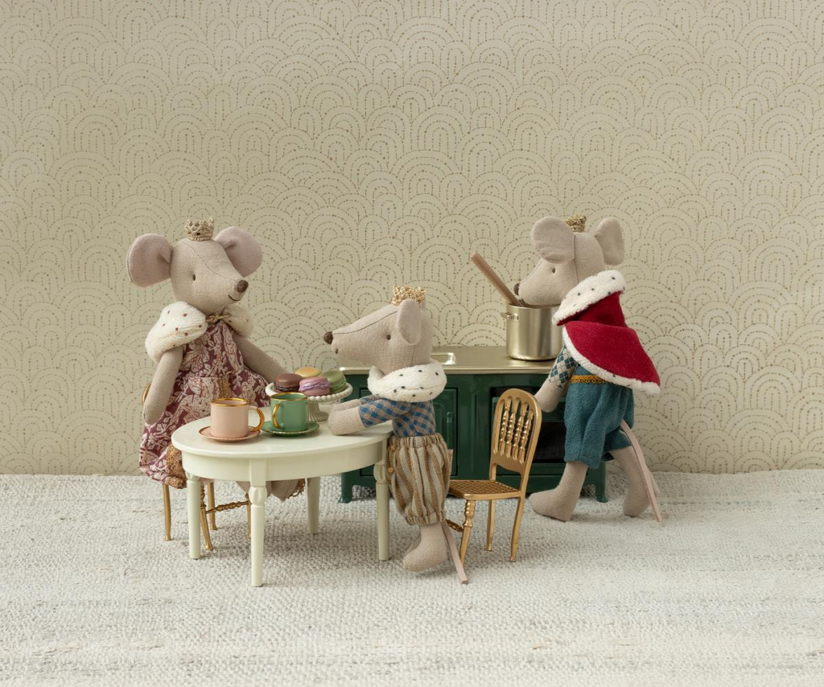 Maileg Chair, Mouse - Gold | HONEYPIEKIDS