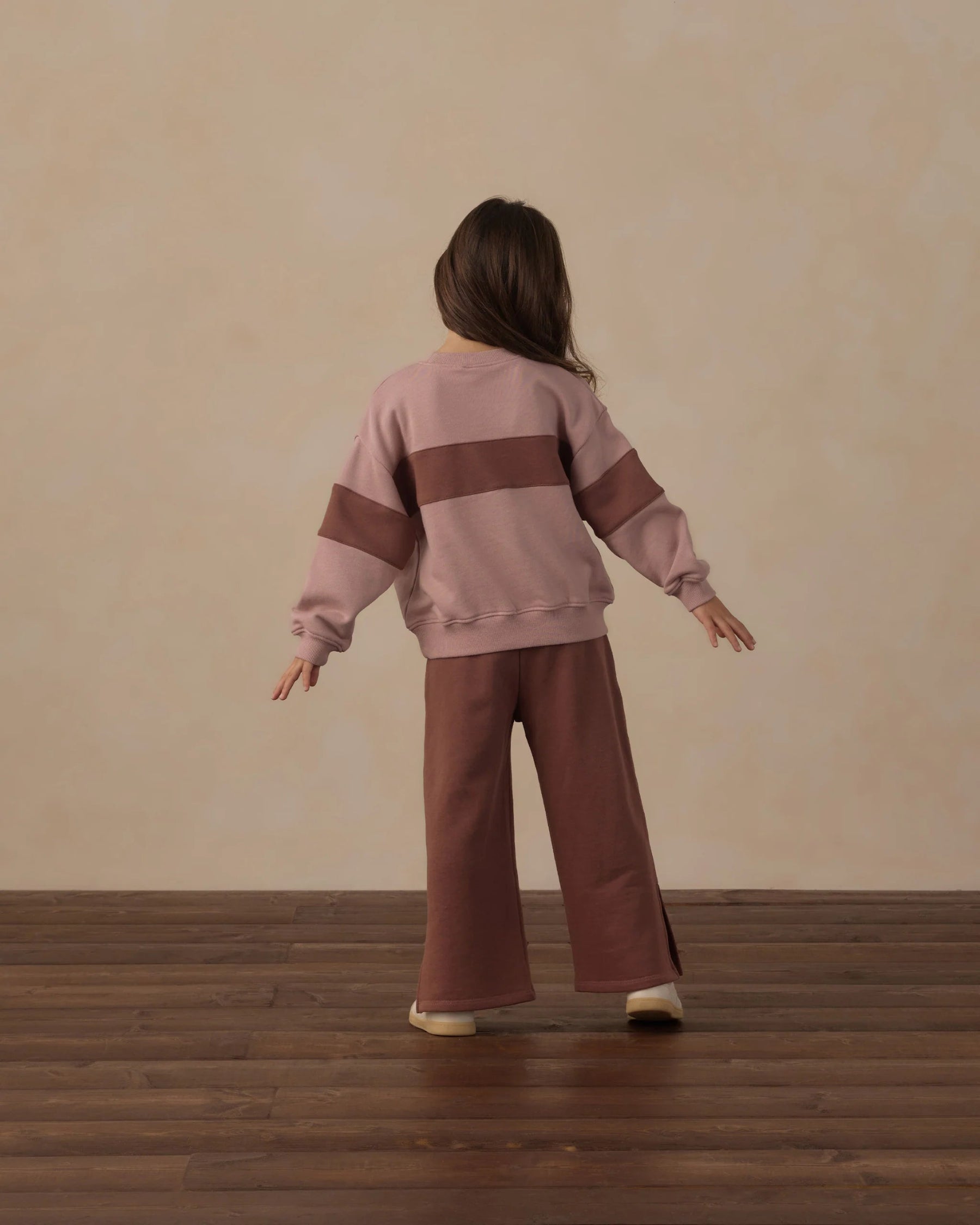 Rylee + Cru Hailey Sweatpant - Mulberry | HONEYPIEKIDS