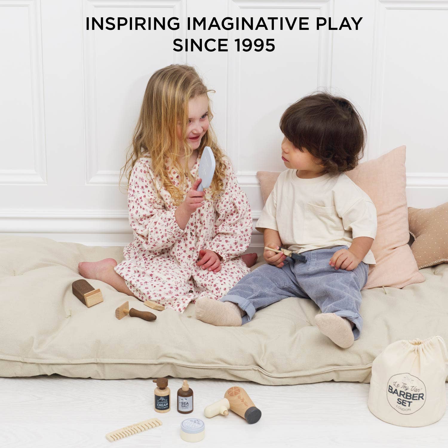 Le Toy Van Wooden Toy Barber Play Kit |
 HONEYPIEKIDS