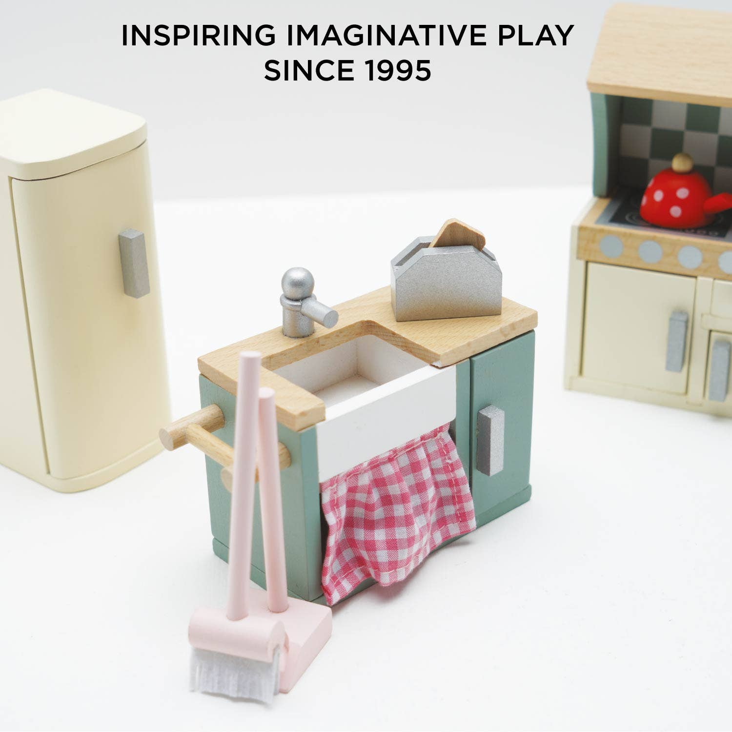 Le Toy Van Wooden Doll House Furniture - Kitchen | HONEYPIEKIDS