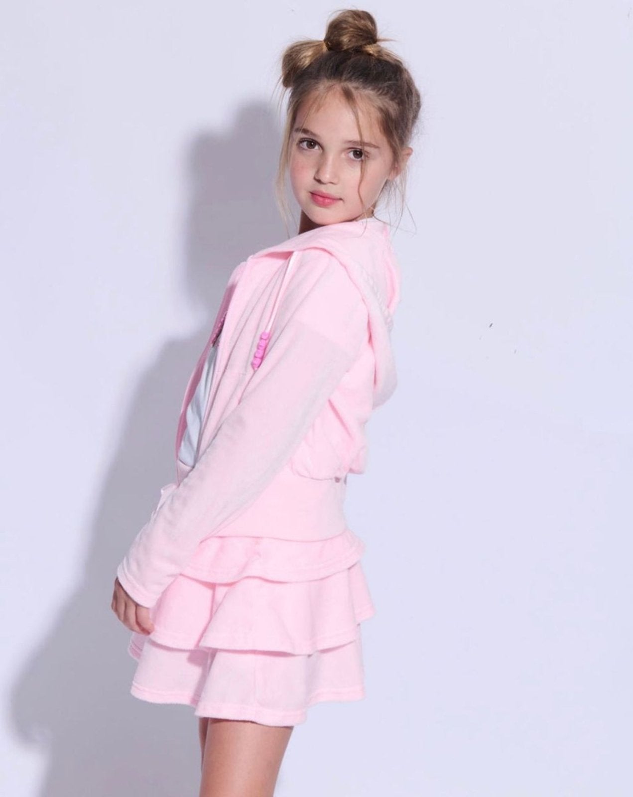 lola-and-the-boys-velour-