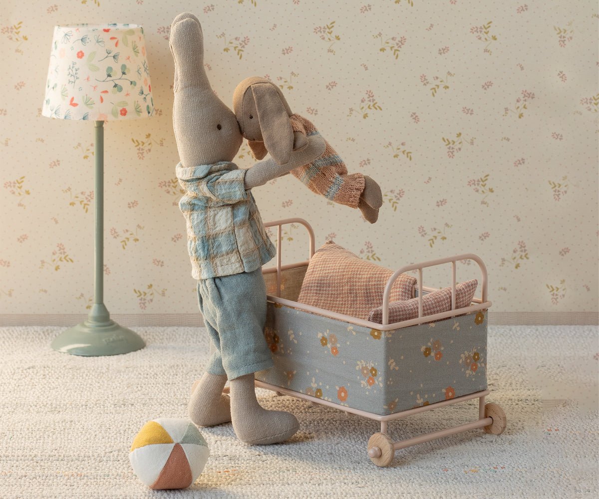 Maileg Bunny, Micro - Brown - Dusty Rose Knitted Suit | HONEYPIEKIDS 