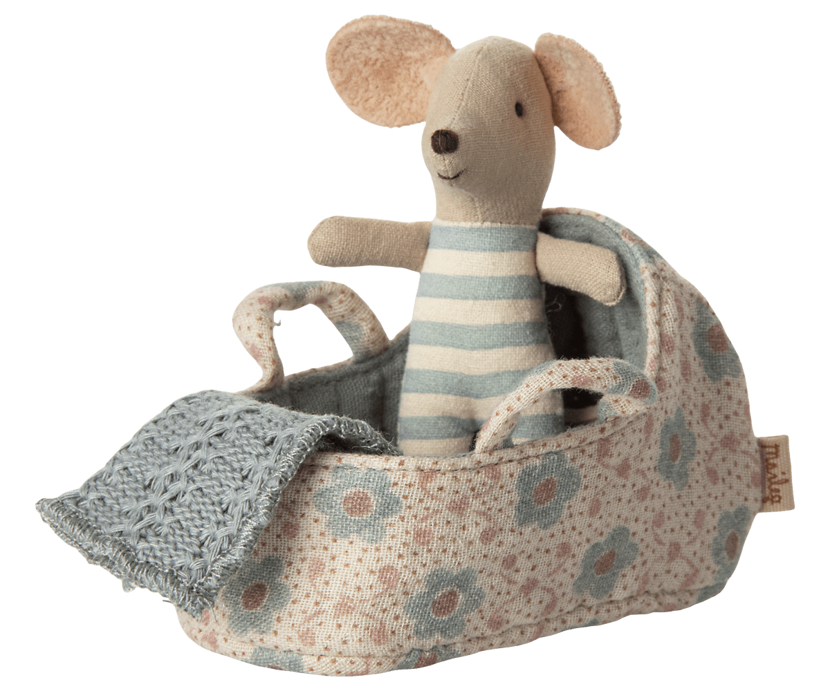 Maileg Carry Cot, Baby Mouse - Blue — in use