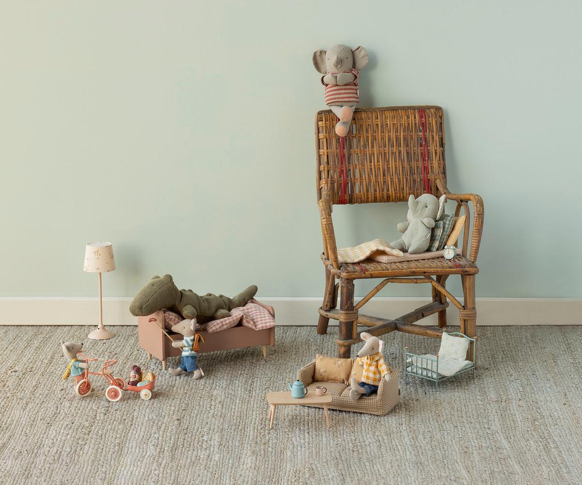 Maileg Coffee Table, Mouse - Nature — in use