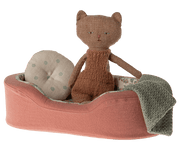 Maileg Cosy Basket, Small - Coral — in use