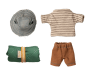 Maileg Hiker Mouse, Big Brother - Thin Stripes — in use