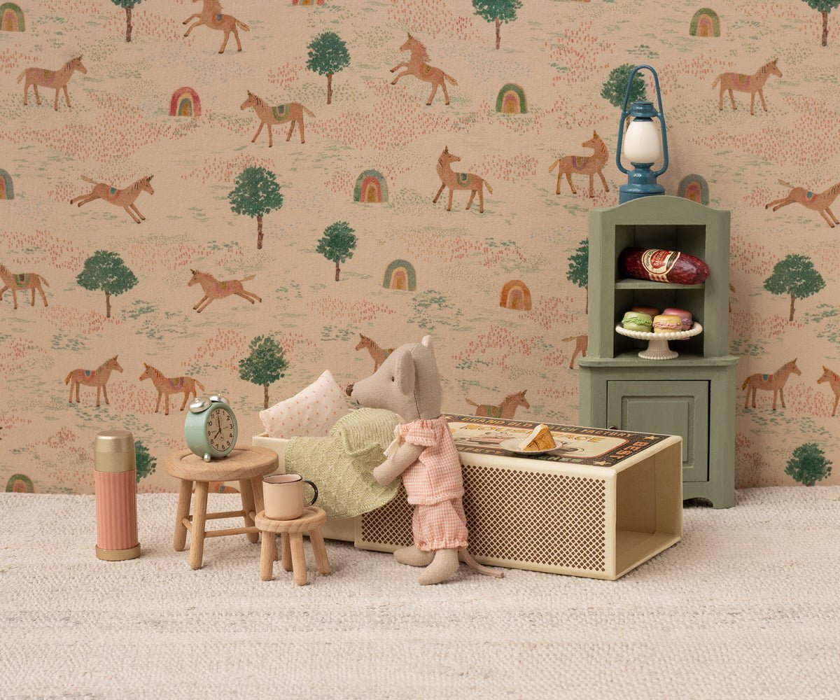 Maileg Little Sister Mouse in Matchbox — detail