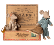 Maileg Mum & Dad Mice in Cigarbox — view 5
