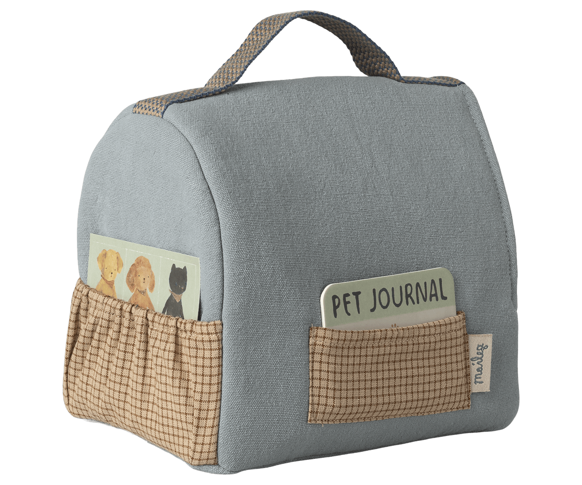 Maileg Pet Carrier, Mouse - Dusty Blue — view 5