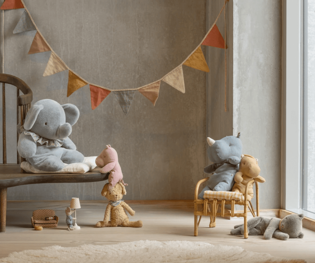 Maileg Sleeping Kitten Plush, Medium - Grey | HONEYPIEKIDS 