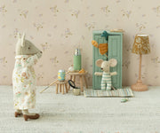 Maileg Thermos and Cups, Mouse - Mint — detail