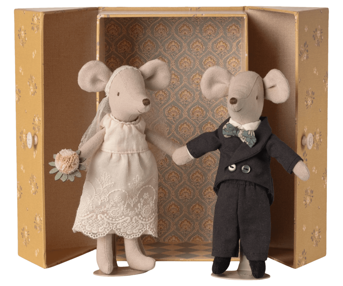Maileg Wedding Mice Couple in Box - Mum and Dad | HONEYPIEKIDS