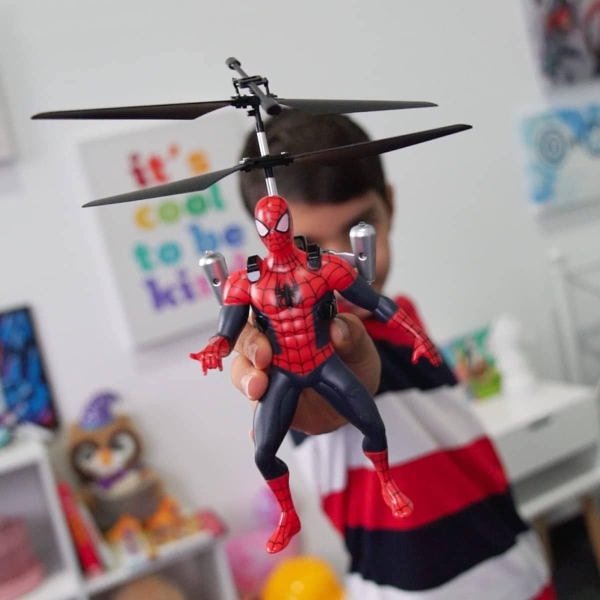 Spiderman 2CH IR Flying Remote Control Helicopter - World Tech Toys | HONEYPIEKIDS