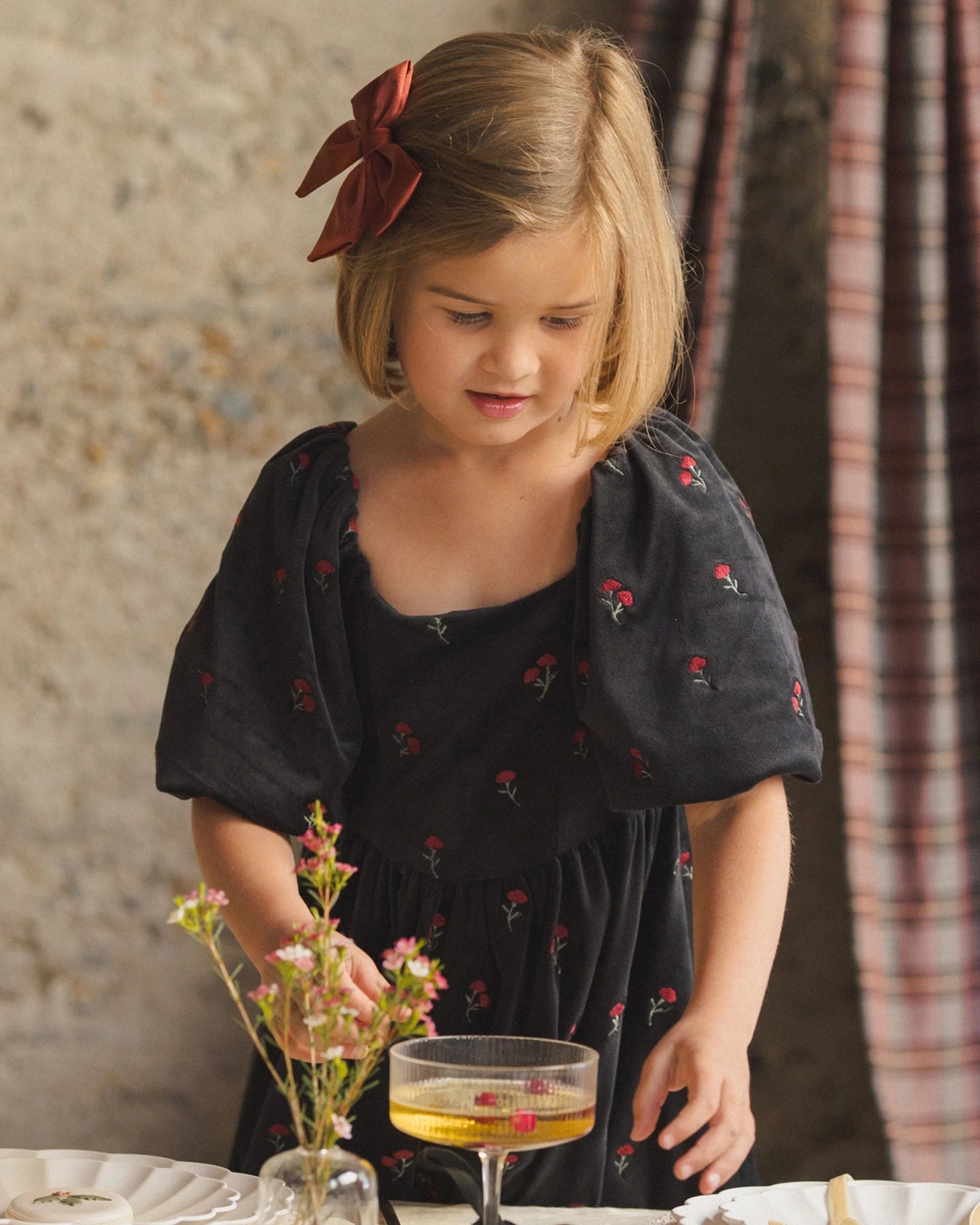 NoraLee Norah Hair Bow in RUBY | HONEYPIEKIDS