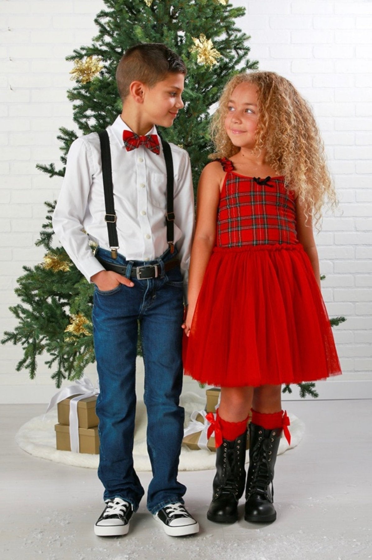 Ooh La La Couture BOYS Red Plaid Holiday Bow Tie | HONEYPIEKIDS