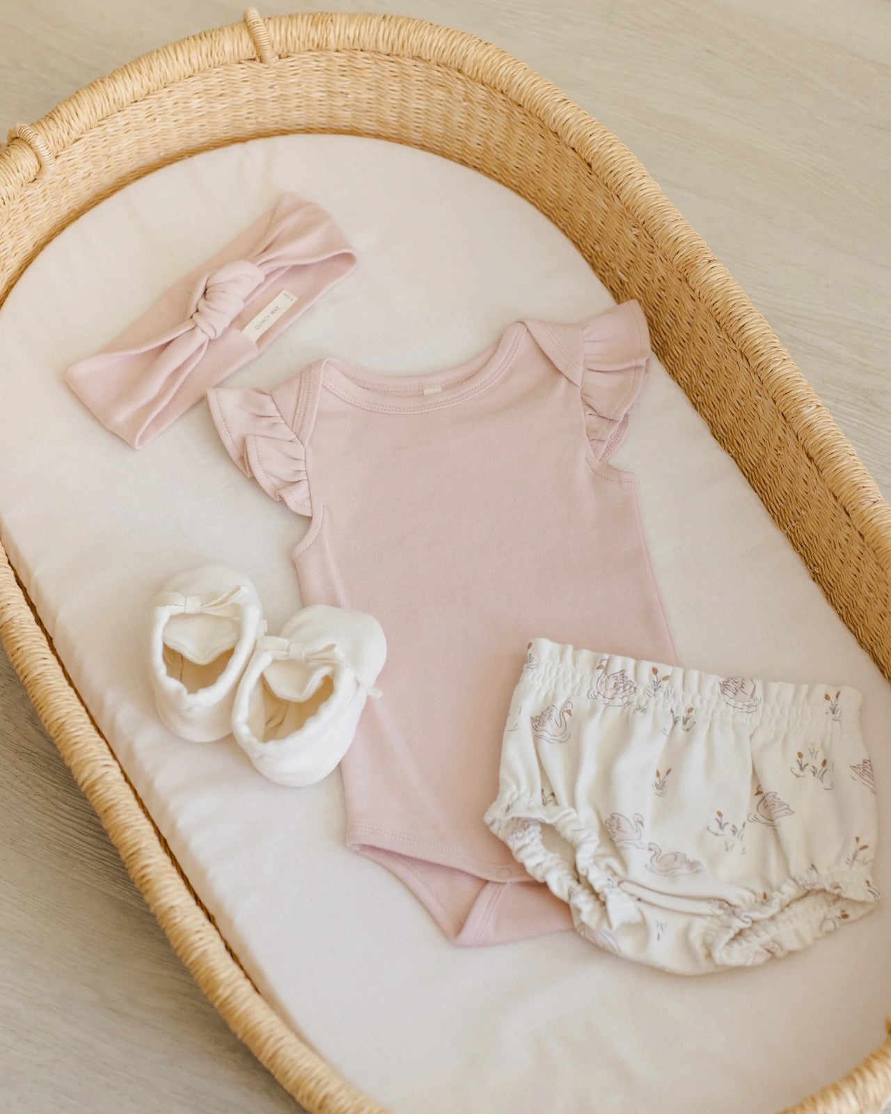 Quincy Mae Baby Flutter Sleeve Bodysuit - Bubblegum | HONEYPIEKIDS 