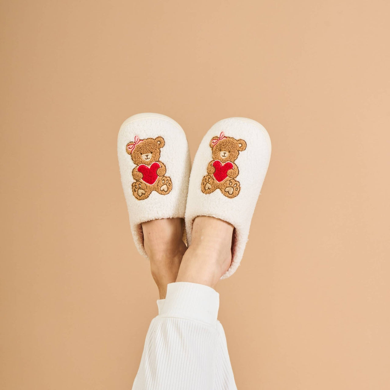 The Darling Effect Teen and Adult Fuzzy Slippers-Teddy Bear Hugs