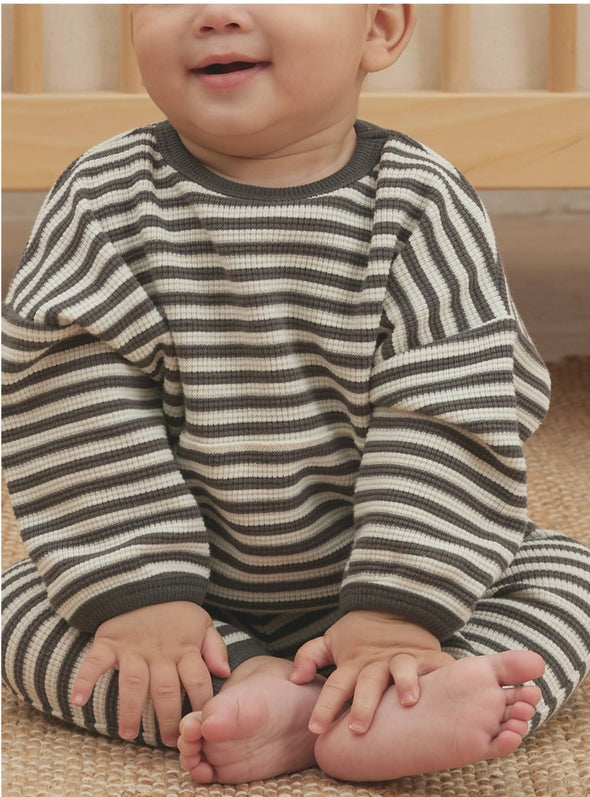 Quincy Mae Baby & Toddler Boys Charcoal Stripe Organic Waffle Top & Pant Set | HONEYPIEKIDS | 