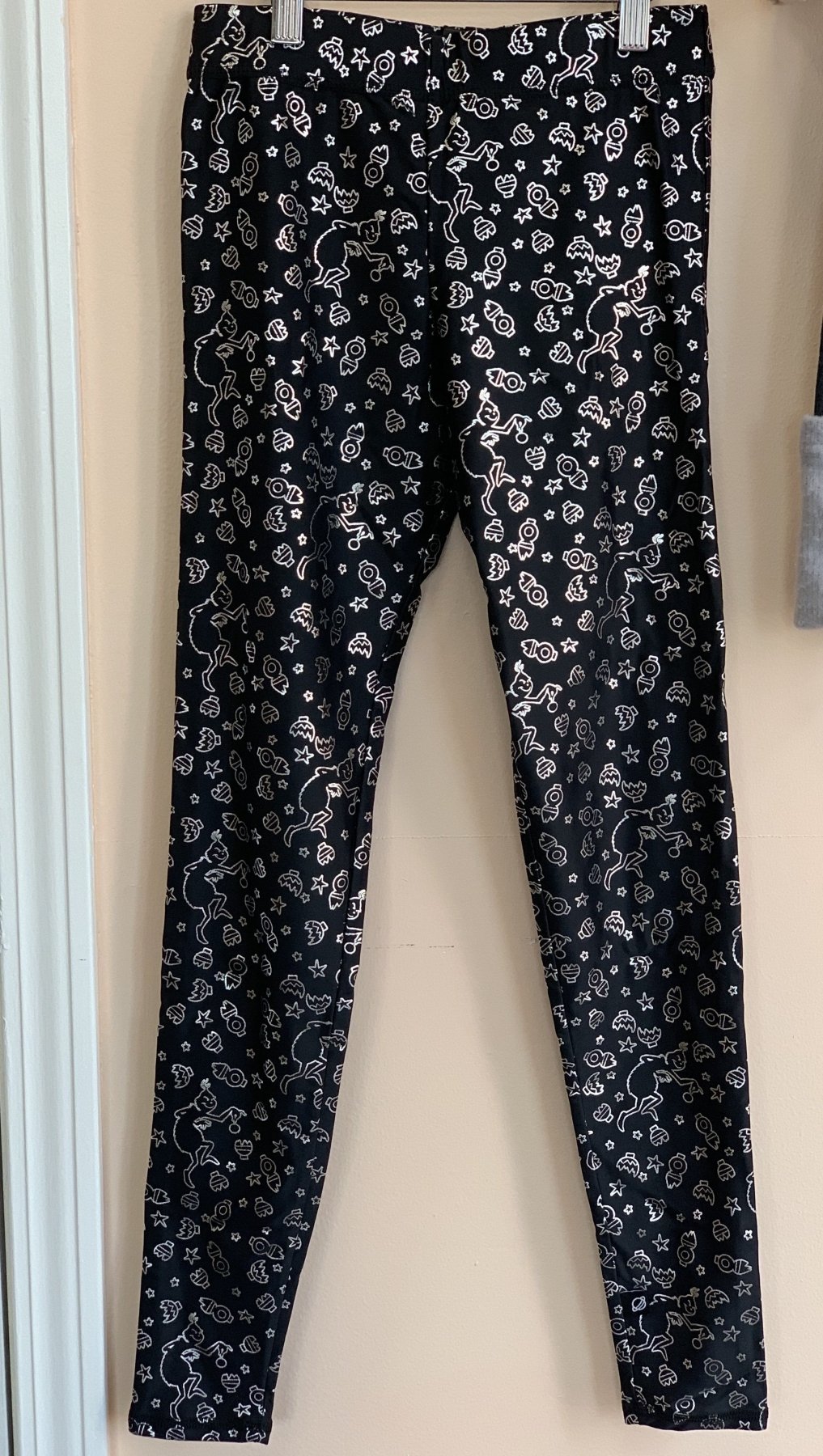 Terez Girls The Grinch Black & Silver Foil  Leggings | HONEYPIEKIDS 